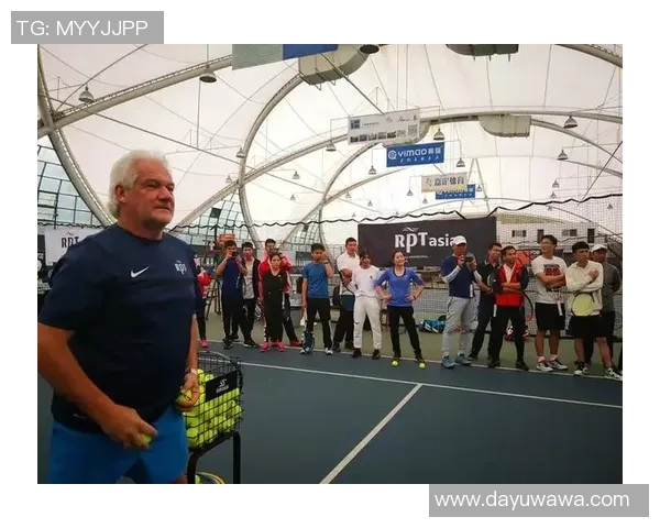 专访王娜：探寻她在网球领域取得辉煌成就的秘诀与心路历程