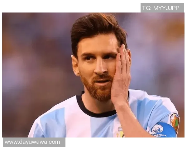 哪个足球明星在海外联赛中崭露头角引发热议与关注